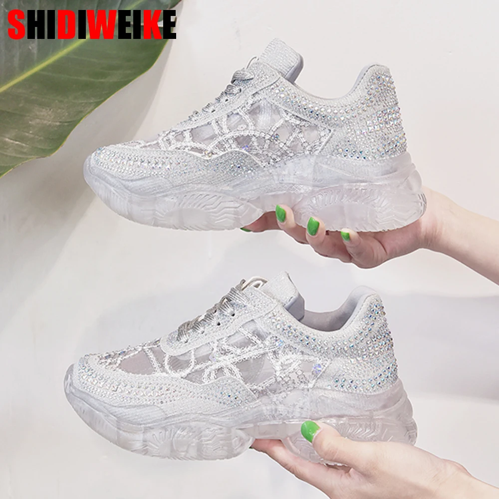Fashion Crystal Transparent PVC Soles Breathable Vulcanize Shoes Woman Lace Up Platform Casual Shoes Women Silver Sneakers f580 
Fashion Crystal Transparent PVC Soles Breathable Vulcanize Shoes Woman Lace Up Platform Casual Shoes Women Silver Sneakers f580