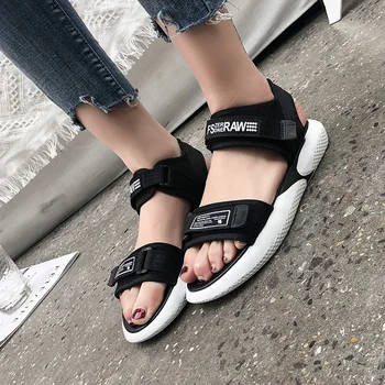 Korean Version of the New Sandals Ladies Summer Bohemian Flat Comfortable Outdoor Beach Shoes
Korean Version of the New Sandals Ladies Summer Bohemian Flat Comfortable Outdoor Beach Shoes