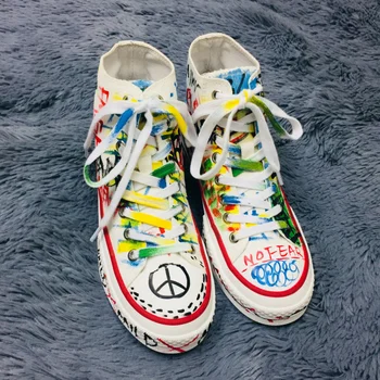 New 19 novelty Vetements Graffiti Streetwear Skateboard fashion 1:1 unisex Vetements size Tee tees Top 36-44
New 19 novelty Vetements Graffiti Streetwear Skateboard fashion 1:1 unisex Vetements size Tee tees Top 36-44