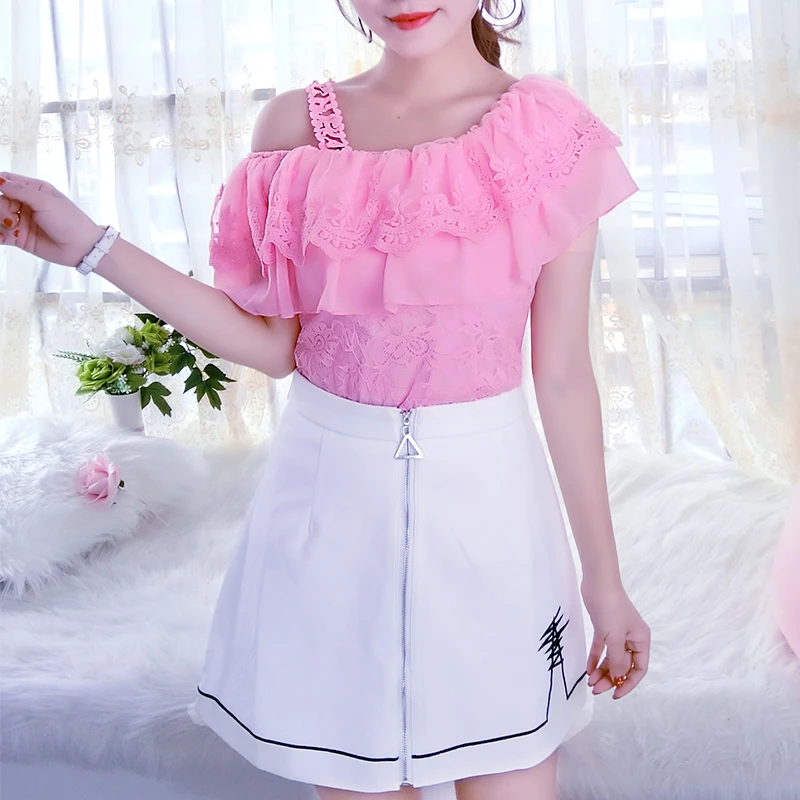 Women Shirt Summer Autumn Sweet Floral Lace Blouse Sexy Short Sleeve Ruffles Mesh Blouses Blusas Lady Slim Short Tops SF1032
Women Shirt Summer Autumn Sweet Floral Lace Blouse Sexy Short Sleeve Ruffles Mesh Blouses Blusas Lady Slim Short Tops SF1032