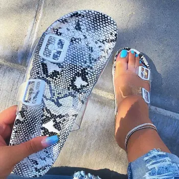 Summer Woman Flat Slippers Transparent Plastic Soft Jelly Shoes Female Belt Bukle Flip Flops Women Outdoor Beach Ladies Slides
Summer Woman Flat Slippers Transparent Plastic Soft Jelly Shoes Female Belt Bukle Flip Flops Women Outdoor Beach Ladies Slides