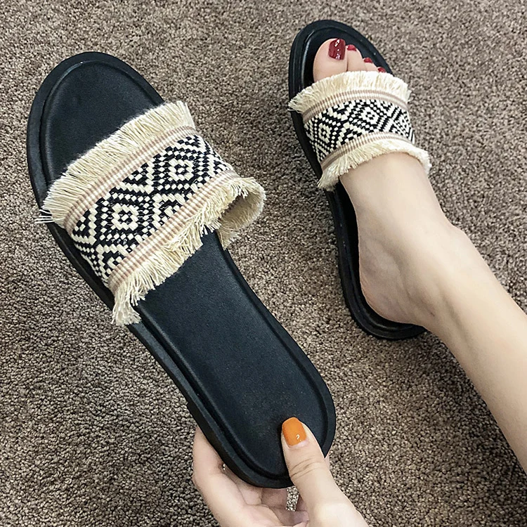 black beige Ladies Flat Slippers Woman Slippers Summer Sandals Bohemia Comfortable Open Toe Non Slip Flat Slides 2019
black beige Ladies Flat Slippers Woman Slippers Summer Sandals Bohemia Comfortable Open Toe Non Slip Flat Slides 2019
