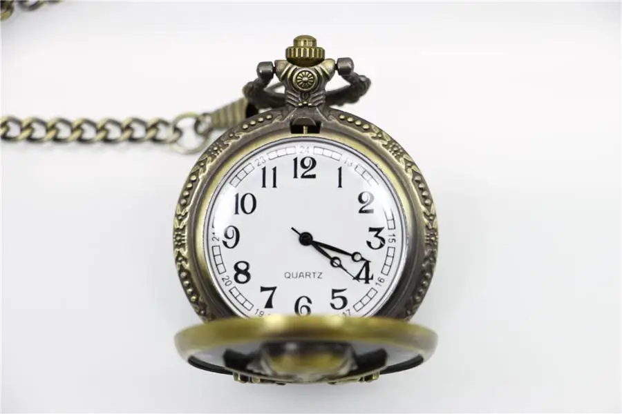 New-Arrival-Vintage-One-Piece-watch-Quartz-Pocket-Watch-With-Chain-DIY-Pendant-Necklace-gift-TD2092 (4)
