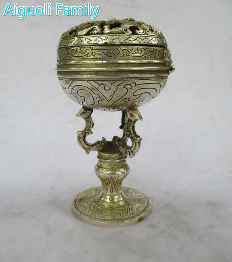 Art collection old chinese handmade tibet silver beast incense burner /metal censer craft for home decoration
Art collection old chinese handmade tibet silver beast incense burner /metal censer craft for home decoration