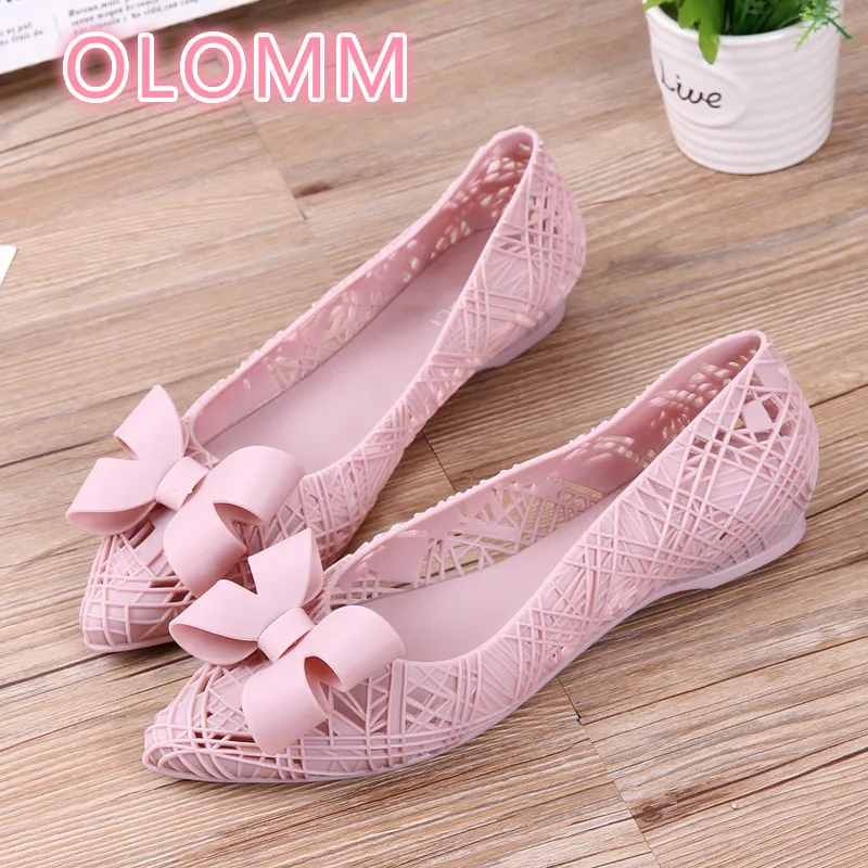 New hollowed Jelly shoes in Summer 2019 Women's breathable flat-soled soft sandals
New hollowed Jelly shoes in Summer 2019 Women's breathable flat-soled soft sandals