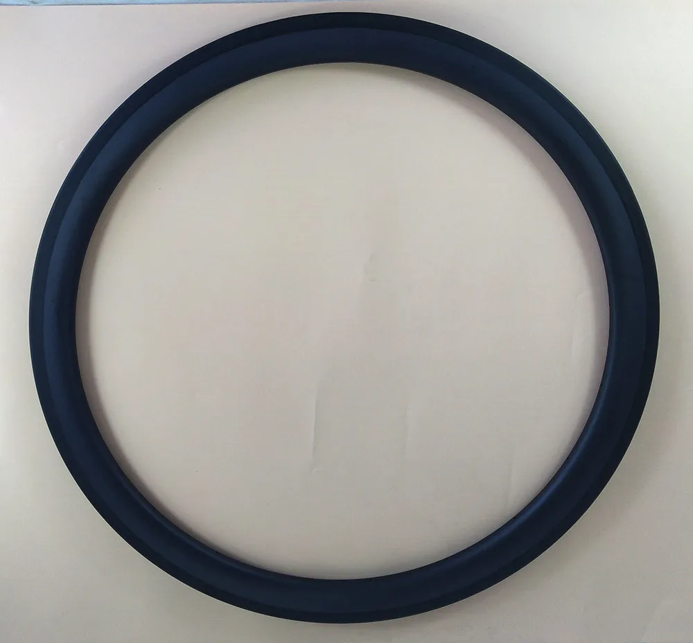 45mm road clincher carbon bike rim, 23mm width INTERNAL nipple hole bicycle rim, 20h or 24h or other holes, basalt braking track
45mm road clincher carbon bike rim, 23mm width INTERNAL nipple hole bicycle rim, 20h or 24h or other holes, basalt braking track