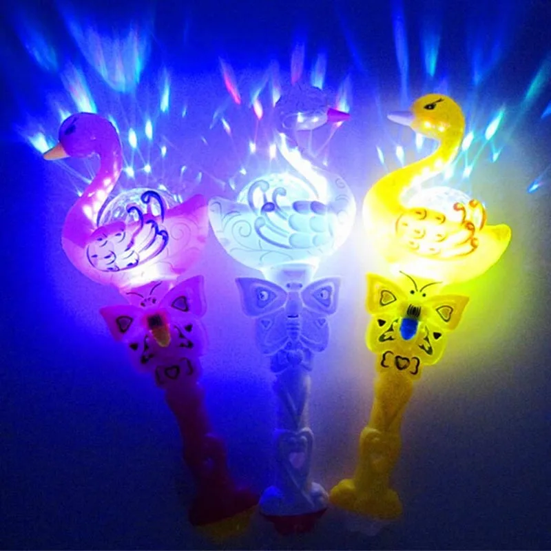 1pc Light-Up Princess Fairy Swan Kaleidoscope Projection LED Magic Wand Stick Flashing Glow Wand Children Gift Toys
1pc Light-Up Princess Fairy Swan Kaleidoscope Projection LED Magic Wand Stick Flashing Glow Wand Children Gift Toys