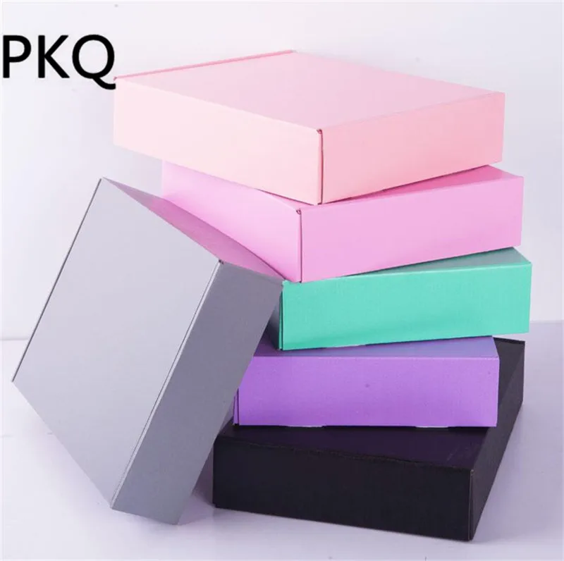 15*15*5cm 10pcs aircraft boxes carton corrugated box express gift cosmetics packaging box
15*15*5cm 10pcs aircraft boxes carton corrugated box express gift cosmetics packaging box