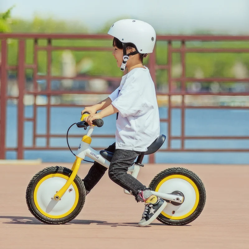

Original Xiaomi MiJia QiCycle Bike Tricycle Scooter 12 Inch for Children Yellow Color Slide&bicycle Dual Use
