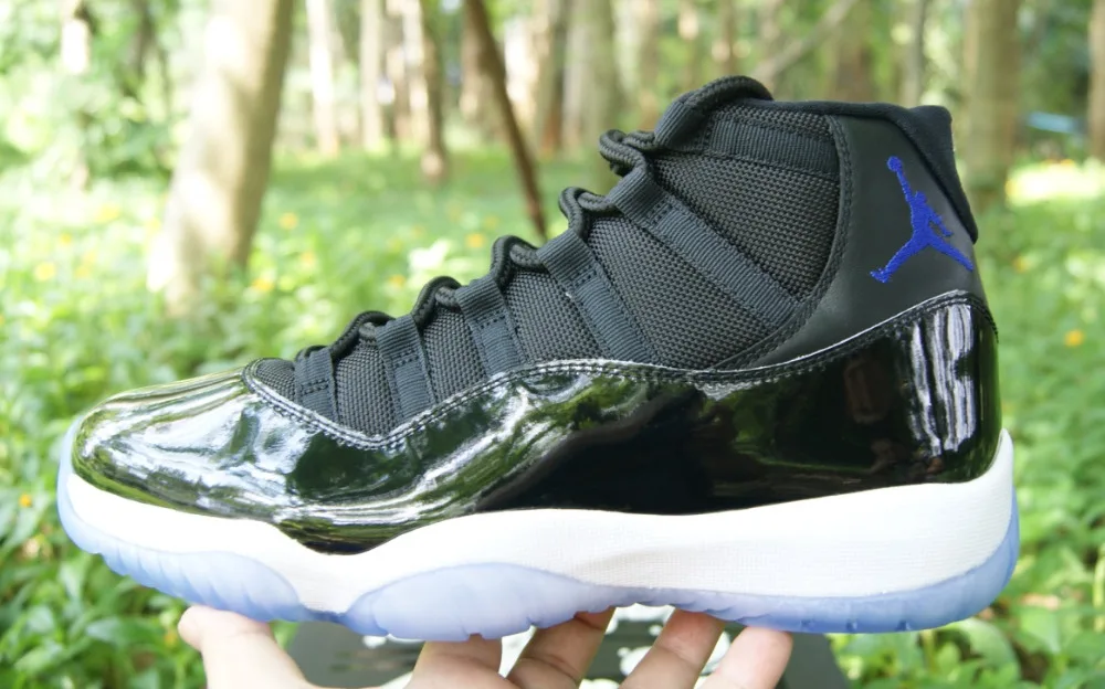 Jordan 11 Men and Women Basketball Shoes Comprehensive Sneaker Breathable Height Increasing Sport Shoes Size EUR36-47
Jordan 11 Men and Women Basketball Shoes Comprehensive Sneaker Breathable Height Increasing Sport Shoes Size EUR36-47
