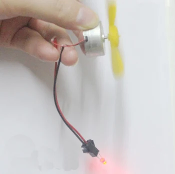 1Set Wind Power Micro Turbine Motor + 4Vanes Propeller Science Experiment Handmade Generator DIY Toy Parts for RC Model
1Set Wind Power Micro Turbine Motor + 4Vanes Propeller Science Experiment Handmade Generator DIY Toy Parts for RC Model