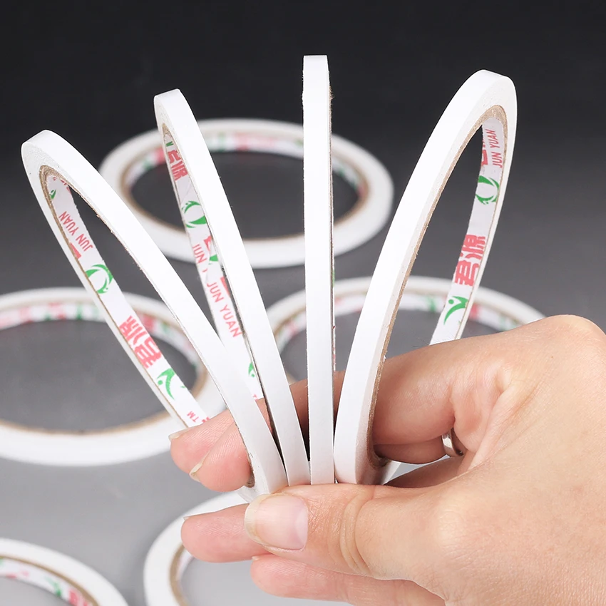 1PC New High Quality White Strong Double Sided Sticky Tape Double Faced Adhesive DIY Craft School Stationery 5mmX12m
1PC New High Quality White Strong Double Sided Sticky Tape Double Faced Adhesive DIY Craft School Stationery 5mmX12m