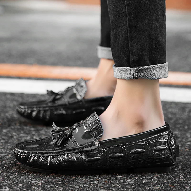 Фото Man Casual Loafers Black White Driving Male Spring Autumn Mens Slip-On Shoes Comfortable Tassel for Men  | Повседневная обувь (32944597038)