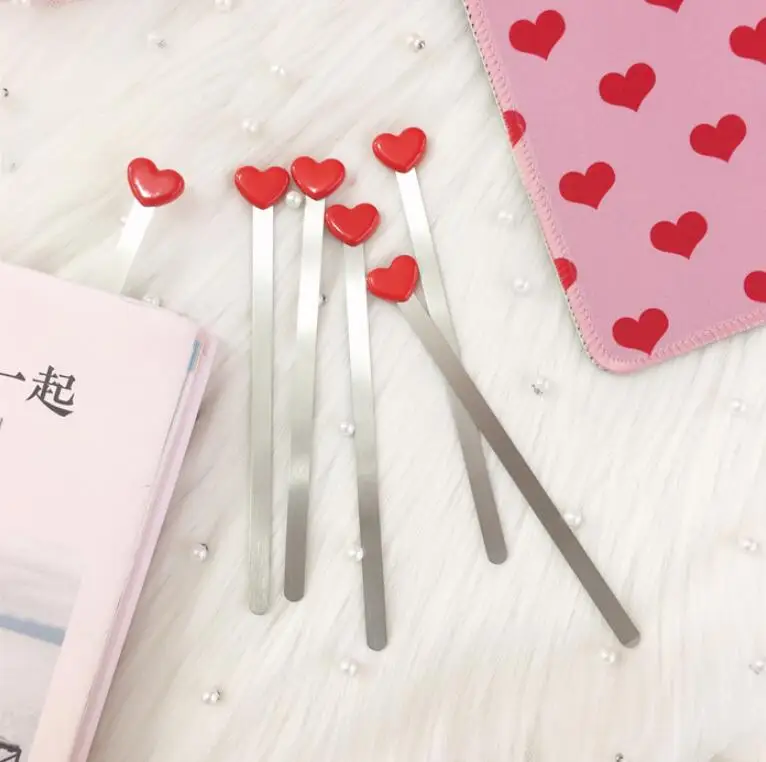 Creative Red Love Bookmark Metal Kawaii Heart Love Bookmarks For Books Cute Stationery Items Teacher Gift
Creative Red Love Bookmark Metal Kawaii Heart Love Bookmarks For Books Cute Stationery Items Teacher Gift