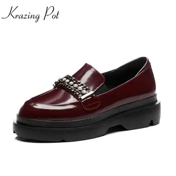 Krazing Pot cow leather shoes women chain pearl decoration shoes round toe simple style solid fashion increased women pumps L19
Krazing Pot cow leather shoes women chain pearl decoration shoes round toe simple style solid fashion increased women pumps L19