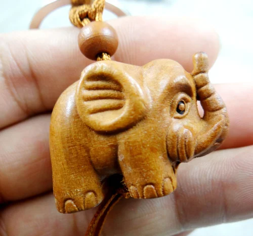 Mahogany Three-dimensional Engraving Key Chain Lifelike Elephant Pendant Ring Jewelry Gift For Car Accessories L15 | Украшения и