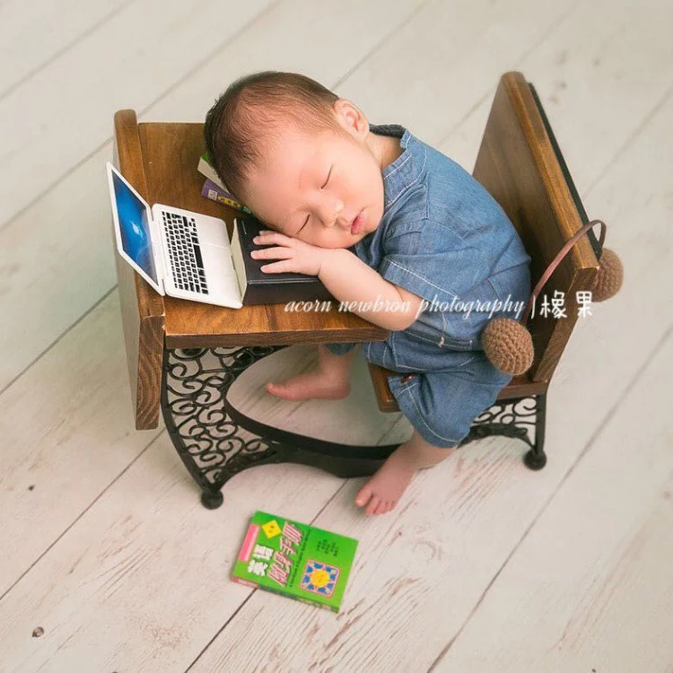 props newborn