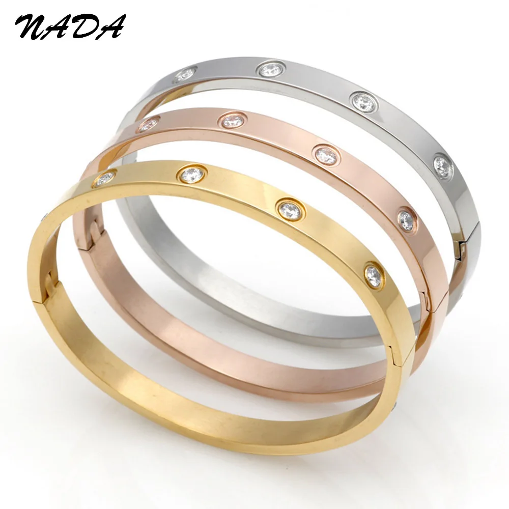 Fashion Couple Love Jewelry Crystal Cuff Bracelet for Women/Men Gold Color Stainless Steel Bracelets & Bangles Bijoux B17112
Fashion Couple Love Jewelry Crystal Cuff Bracelet for Women/Men Gold Color Stainless Steel Bracelets & Bangles Bijoux B17112
