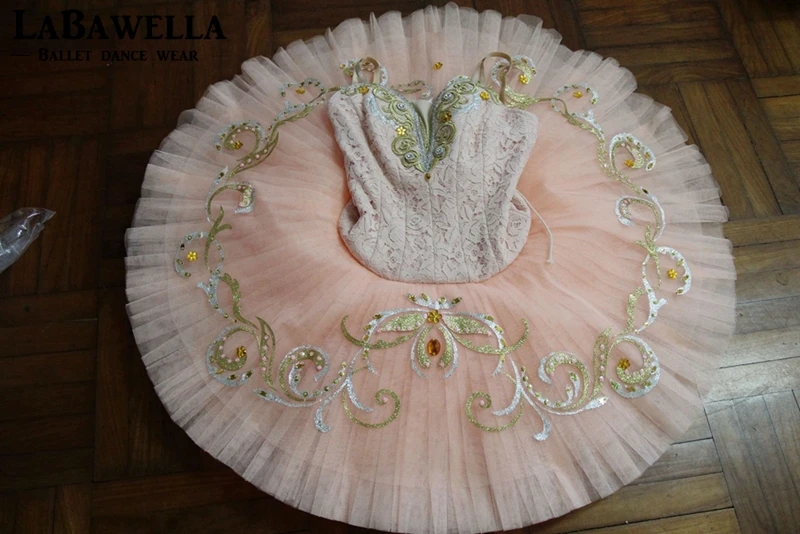Classical Ballet Tutu Dress Solo Dance Pancake Tutu BT9047B Peach Beige Professional Ballet Dance for Women Ballerina Costumes
Classical Ballet Tutu Dress Solo Dance Pancake Tutu BT9047B Peach Beige Professional Ballet Dance for Women Ballerina Costumes