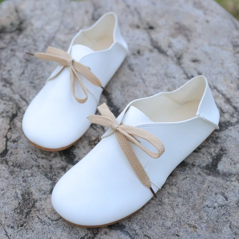 Mori Girl Round Head White Shoes Flat Bottom Two Wearing Doll Shoes Literary Casual Student Shoes Soft Bottom Womens Single Shoe
Mori Girl Round Head White Shoes Flat Bottom Two Wearing Doll Shoes Literary Casual Student Shoes Soft Bottom Womens Single Shoe