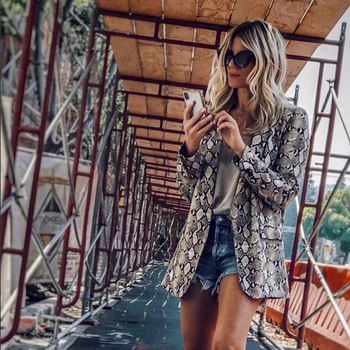 ZOGAA Fashion Print Leopard Thin Jacket Sexy Snake Print Long Sleeve Coat Elegant Women Open Stitch Outerwear Clothes Streetwear
ZOGAA Fashion Print Leopard Thin Jacket Sexy Snake Print Long Sleeve Coat Elegant Women Open Stitch Outerwear Clothes Streetwear