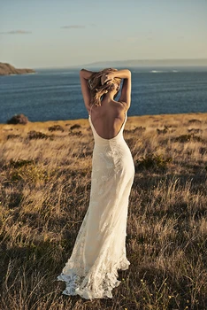 robe de mariee rouge New Arrival Boho Style Lace Wedding Dresses Sheath V-Neck Spaghetti Strap Backless Beach Wedding Dress
robe de mariee rouge New Arrival Boho Style Lace Wedding Dresses Sheath V-Neck Spaghetti Strap Backless Beach Wedding Dress
