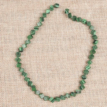 One kind of Bead size is basically the same and Four -sided malachite 6*6*6 MM green Synthesis Malachite loose beads
One kind of Bead size is basically the same and Four -sided malachite 6*6*6 MM green Synthesis Malachite loose beads