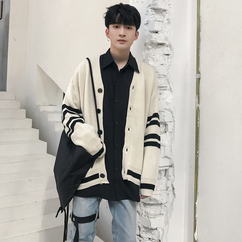 New Arrival 2018 Autumn All-match Cotton Striped Long Sleeve Loose Men Cardigan Popular Knitted Contrast Color Warm Male Sweater
New Arrival 2018 Autumn All-match Cotton Striped Long Sleeve Loose Men Cardigan Popular Knitted Contrast Color Warm Male Sweater