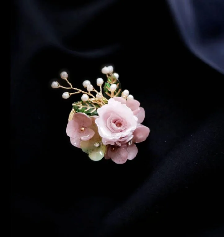 CSxjd Handmade Jewelry Natural pearl pink Rose Dried flowers pearl bouquet brooch Wedding bridesmaid groomsmen brooch pin
CSxjd Handmade Jewelry Natural pearl pink Rose Dried flowers pearl bouquet brooch Wedding bridesmaid groomsmen brooch pin