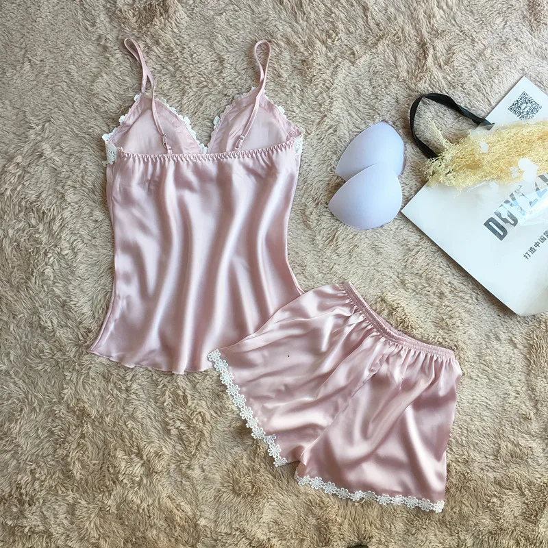 4181332308_1929359744