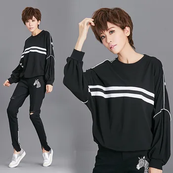 Europe New 2018 Women's Fashion Loose O-Neck Long Sleeve Letter Printing Black T-Shirt Tops Female Casual Plus Size Shirts Tees 
Europe New 2018 Women's Fashion Loose O-Neck Long Sleeve Letter Printing Black T-Shirt Tops Female Casual Plus Size Shirts Tees