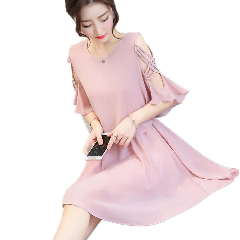B1379 summer 2019 new women's clothing han edition show thin temperament dew shoulder chiffon dress cheap wholesale
B1379 summer 2019 new women's clothing han edition show thin temperament dew shoulder chiffon dress cheap wholesale