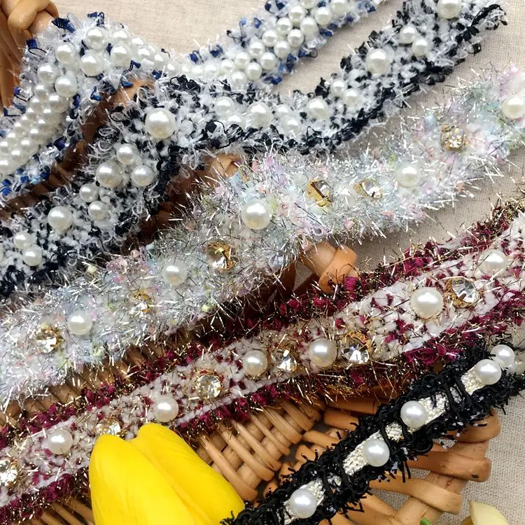 3yards/lot beads /rhinestone/ silver thread shiny 5kinds lace trim wedding DIY trimming SC664
3yards/lot beads /rhinestone/ silver thread shiny 5kinds lace trim wedding DIY trimming SC664