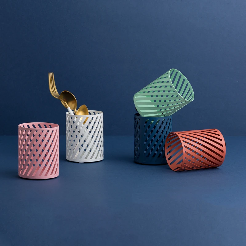 Creative Colored Metal Office Organizer Multi-Use Storage Box for Sundries/Cosmetics/Utensils Round Stationary/Pen Container
Creative Colored Metal Office Organizer Multi-Use Storage Box for Sundries/Cosmetics/Utensils Round Stationary/Pen Container