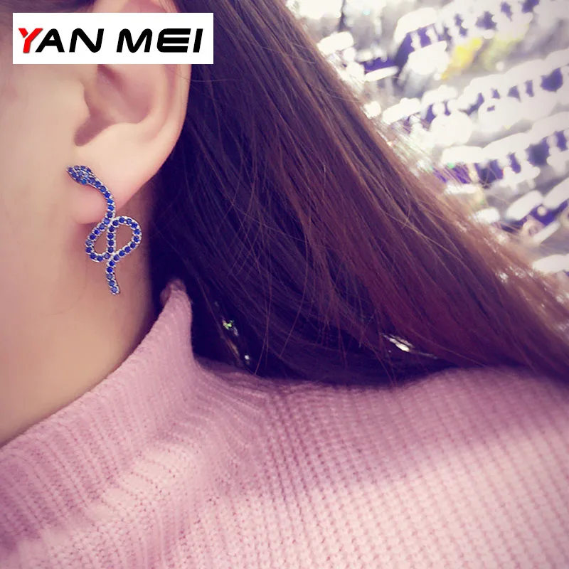YAN MEI Cute Snake Earring Bijoux Female Cubic Zirconia Animal Dangle Earrings Women's Accessories GLE6785LY
YAN MEI Cute Snake Earring Bijoux Female Cubic Zirconia Animal Dangle Earrings Women's Accessories GLE6785LY
