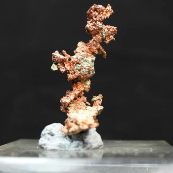 Foreign natural golden copper mineral specimens teaching natural science collection of natural elements mineral specimens
Foreign natural golden copper mineral specimens teaching natural science collection of natural elements mineral specimens