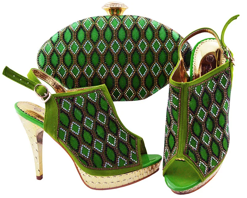 Fashion green high heel sandals match clutches bag with many stones african aso ebi shoes and bag matching set SB8306-1
Fashion green high heel sandals match clutches bag with many stones african aso ebi shoes and bag matching set SB8306-1