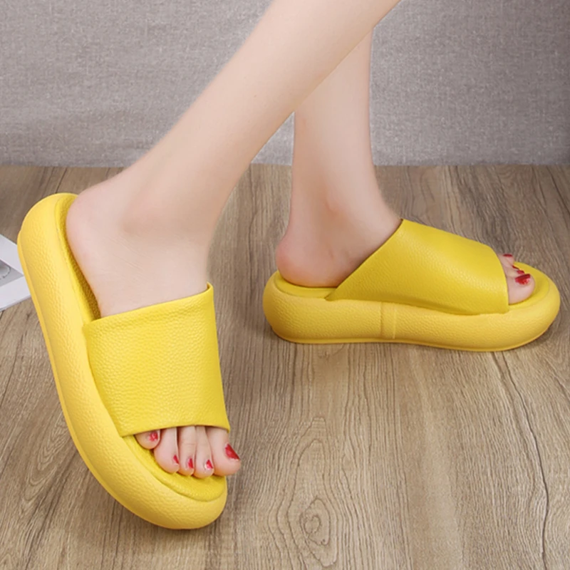 Summer Women Bath Slipper Platform Thick bottom Wedges Beach Candy Color Non Slip on Bed Shoes Casual Sandalias De Mujer 2061W
Summer Women Bath Slipper Platform Thick bottom Wedges Beach Candy Color Non Slip on Bed Shoes Casual Sandalias De Mujer 2061W