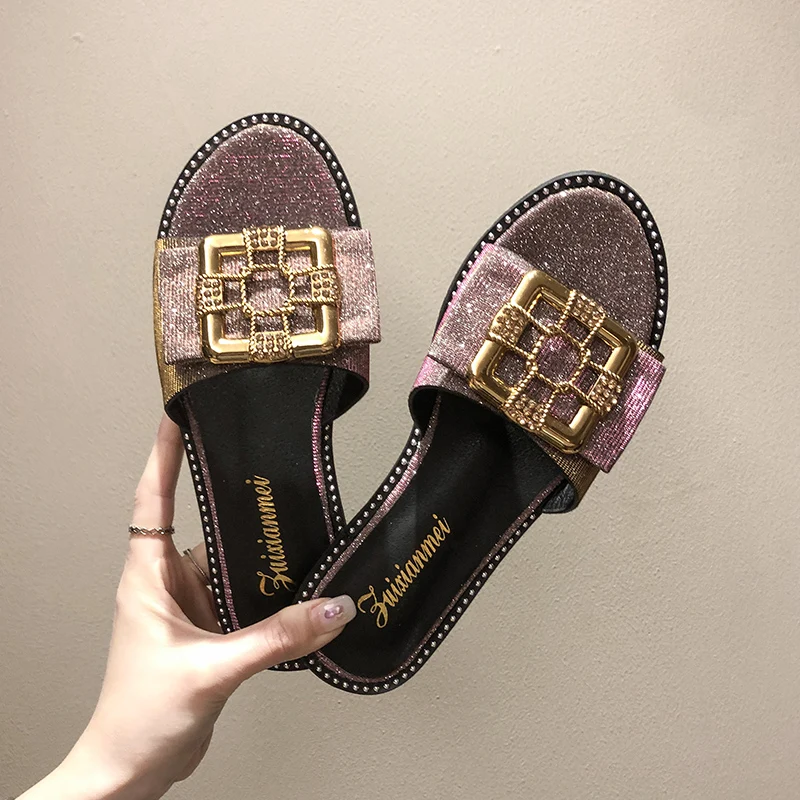 Slippers Female Outside Fashion 2019 Student Flat Bottom One Word Slippers Korean Cross Button Slippers
Slippers Female Outside Fashion 2019 Student Flat Bottom One Word Slippers Korean Cross Button Slippers