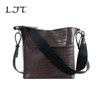 LJT Famous Brand Designer Women Luxuey Handbags Crocodile Pattern Portable Bucket Bag 2Pcs Woman Handbag Set Shopper Totes Bag
LJT Famous Brand Designer Women Luxuey Handbags Crocodile Pattern Portable Bucket Bag 2Pcs Woman Handbag Set Shopper Totes Bag