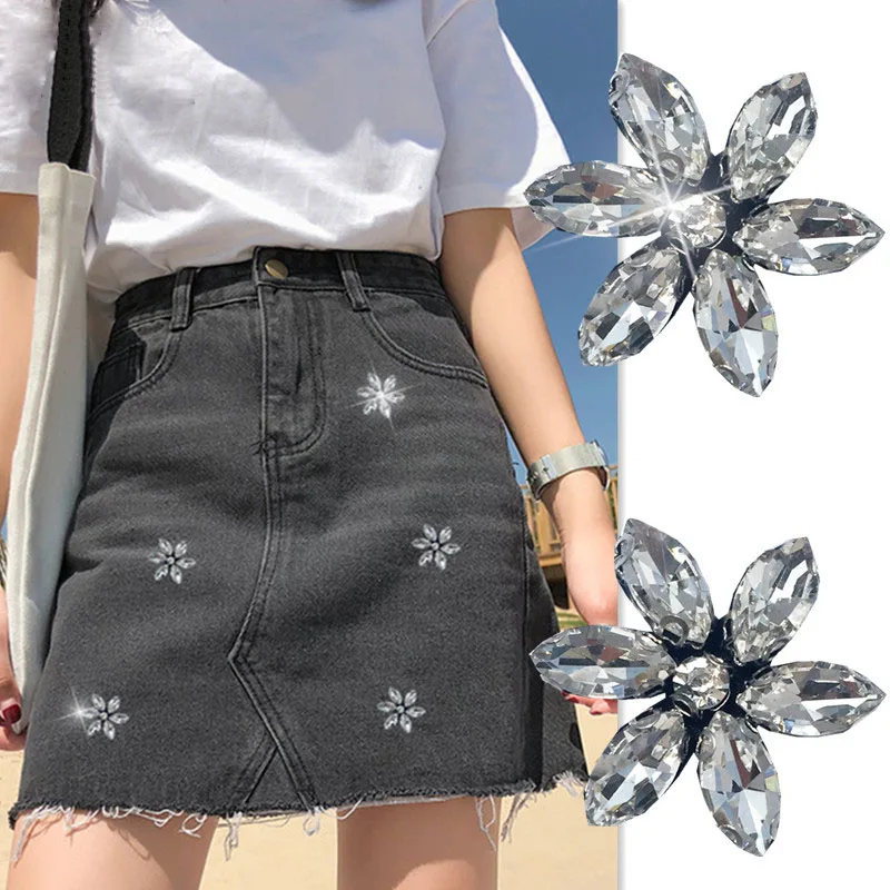 2Pcs Handmade Rhinestone Flower beaded Patches ,Sew on Crystal patch for clothing Bag Shoes beading Applique RP155
2Pcs Handmade Rhinestone Flower beaded Patches ,Sew on Crystal patch for clothing Bag Shoes beading Applique RP155