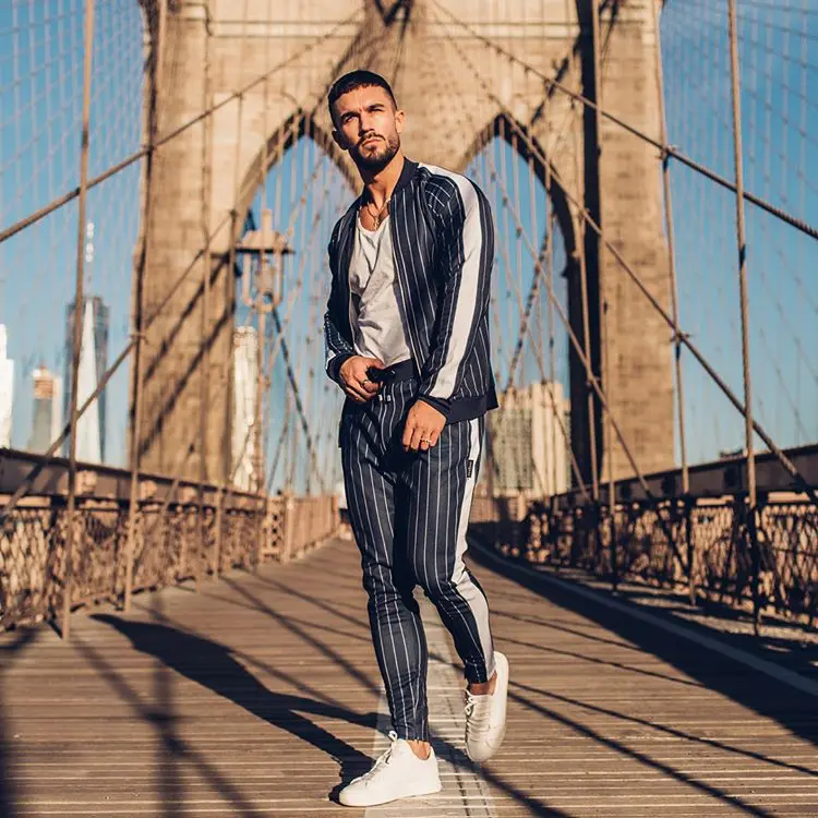 Men Sportswear Tracksuit Zip Up Jacket Sweatshirt+pant Running Jogger Leisure Fitness Gym Training Workout Outfit Set Sport Suit
Men Sportswear Tracksuit Zip Up Jacket Sweatshirt+pant Running Jogger Leisure Fitness Gym Training Workout Outfit Set Sport Suit