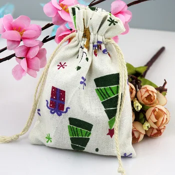 Hot sale 50pcs/lot 10X14cm Natural Linen Jute Burlap Small Simple Sack Pouch Drawstring Gift Bag Christmas Pattern Jewery Bag
Hot sale 50pcs/lot 10X14cm Natural Linen Jute Burlap Small Simple Sack Pouch Drawstring Gift Bag Christmas Pattern Jewery Bag