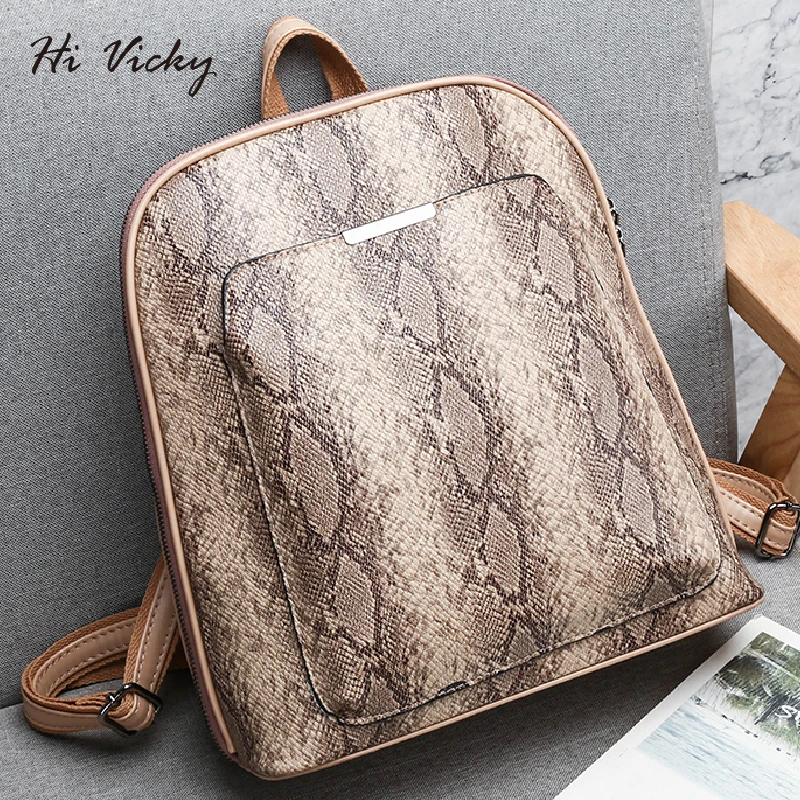 Luxury fashion women backpack artificial leather serpentine school bag Large Capacity backpacks female backpacks teenage girls
Luxury fashion women backpack artificial leather serpentine school bag Large Capacity backpacks female backpacks teenage girls