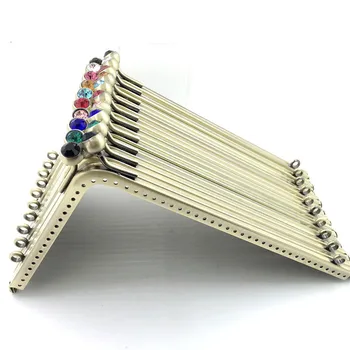 10Pcs Crystal Metal Frames Female Purse L Shape Kiss Clasps DIY Sewing Hole Hardware Lock Bag Parts Accessories 18.5cm 10 Colors
10Pcs Crystal Metal Frames Female Purse L Shape Kiss Clasps DIY Sewing Hole Hardware Lock Bag Parts Accessories 18.5cm 10 Colors