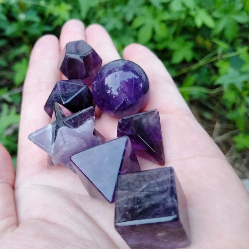 Purple Amethyst Stone Natural Crystal Quartz 7pcs Platonic Solids Sacred Geometric Carved Stone Crafts Home Decoration Feng Shui
Purple Amethyst Stone Natural Crystal Quartz 7pcs Platonic Solids Sacred Geometric Carved Stone Crafts Home Decoration Feng Shui