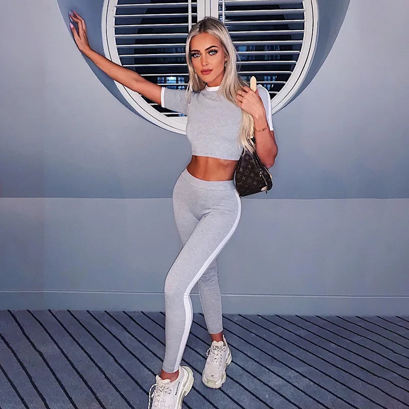 Cross-border Yoga Set 2019 Fashion Leisure Sports Suit Short Slimming T-shirt Leisure Pants Two Suits Workout Clothes For Women
Cross-border Yoga Set 2019 Fashion Leisure Sports Suit Short Slimming T-shirt Leisure Pants Two Suits Workout Clothes For Women