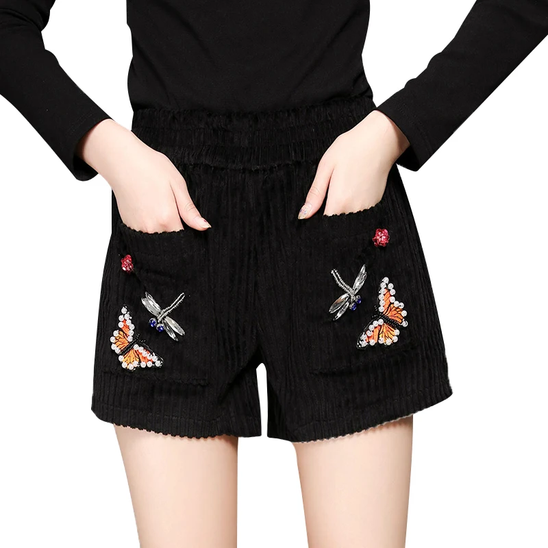 Dragonfly butterfly beaded black shorts women Elastic waist applique loose casual shorts summer Mini Short Pants For women
Dragonfly butterfly beaded black shorts women Elastic waist applique loose casual shorts summer Mini Short Pants For women