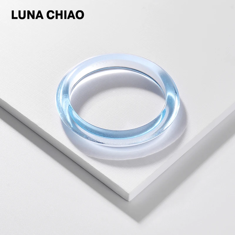 LUNA CHIAO Spring Summer Transparent Clear Acrylic Resin Bangle Bracelets for Women
LUNA CHIAO Spring Summer Transparent Clear Acrylic Resin Bangle Bracelets for Women