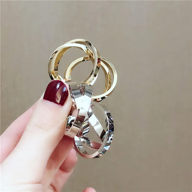 Three-dimensional Cross Twisted Metal Earrings for Women Personality Stud Earrings Accessories Party Birthday Gifts CEL346
Three-dimensional Cross Twisted Metal Earrings for Women Personality Stud Earrings Accessories Party Birthday Gifts CEL346